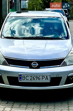Хетчбек Nissan TIIDA 2008 в Самборі