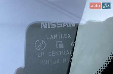 Хэтчбек Nissan TIIDA 2007 в 