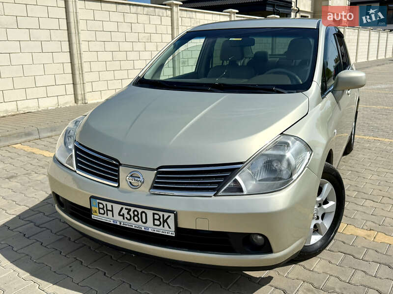 Седан Nissan TIIDA 2007 в Одесі