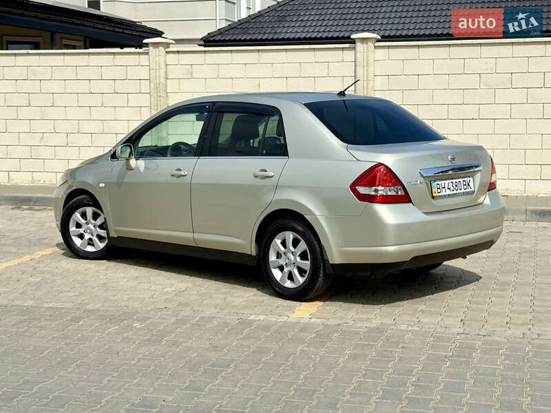 Седан Nissan TIIDA 2007 в Одесі
