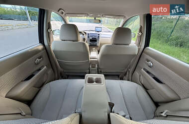 Хетчбек Nissan TIIDA 2012 в 
