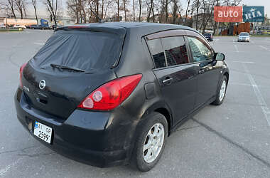 Хэтчбек Nissan TIIDA 2007 в 