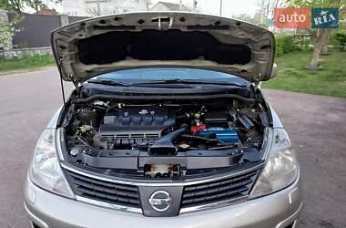 Хетчбек Nissan TIIDA 2008 в 