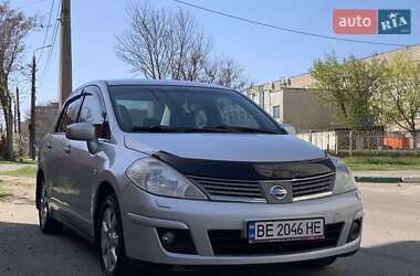 Седан Nissan TIIDA 2008 в 