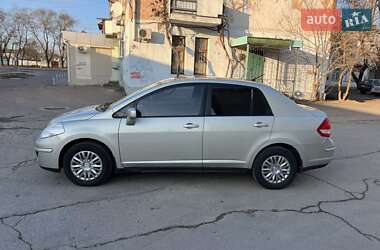 Седан Nissan TIIDA 2008 в 