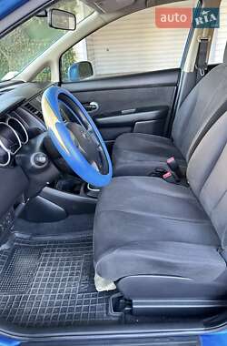 Хетчбек Nissan TIIDA 2008 в 