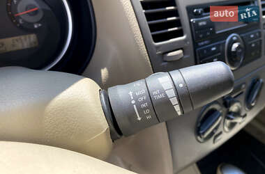 Седан Nissan TIIDA 2007 в 