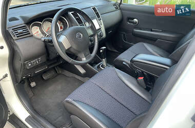 Хетчбек Nissan TIIDA 2011 в 