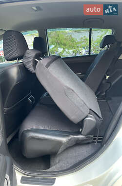 Хетчбек Nissan TIIDA 2011 в 