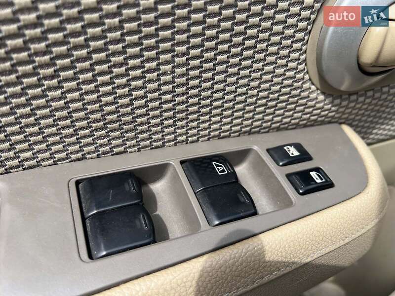 Седан Nissan TIIDA 2006 в Одессе