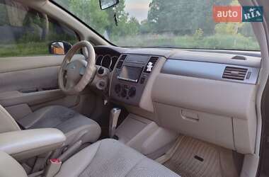 Хэтчбек Nissan TIIDA 2007 в 