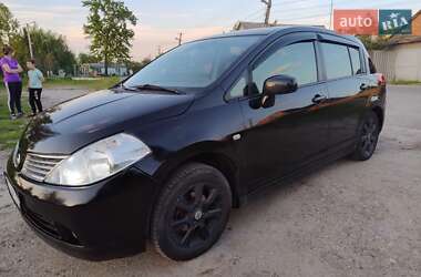 Хэтчбек Nissan TIIDA 2007 в 