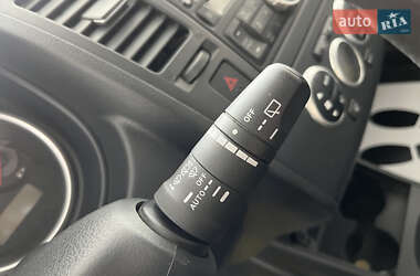 Хетчбек Nissan TIIDA 2010 в 