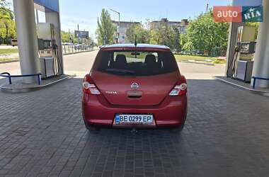 Хетчбек Nissan TIIDA 2010 в 