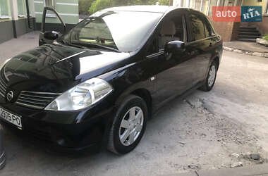 Седан Nissan TIIDA 2007 в Вишневому