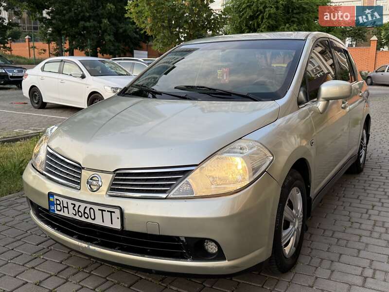 Седан Nissan TIIDA 2006 в 