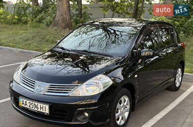 Хэтчбек Nissan TIIDA 2008 в Виннице