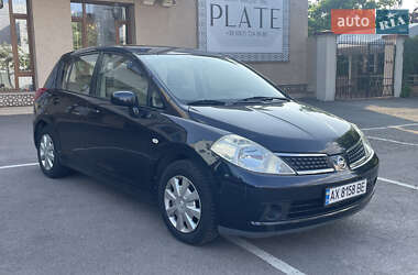 Хэтчбек Nissan TIIDA 2007 в Киеве