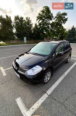 Хэтчбек Nissan TIIDA 2007 в Киеве