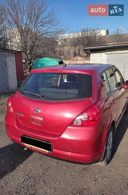 Хетчбек Nissan TIIDA 2008 в 
