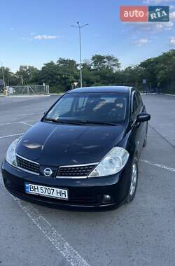 Хэтчбек Nissan TIIDA 2008 в Одессе