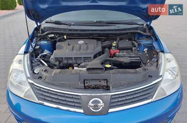 Хетчбек Nissan TIIDA 2007 в 