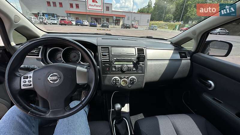 Седан Nissan TIIDA 2008 в Одессе