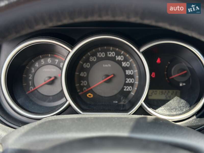 Седан Nissan TIIDA 2008 в Одессе