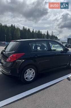 Хэтчбек Nissan TIIDA 2012 в Калуше