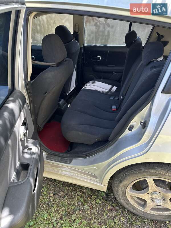 Хэтчбек Nissan TIIDA 2012 в Болехове фото 5 Хэтчбек Nissan TIIDA 2012 в Болехове