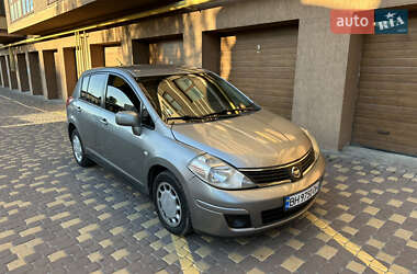 Хетчбек Nissan TIIDA 2008 в Вінниці