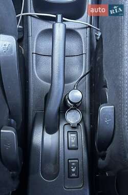 Хэтчбек Nissan TIIDA 2010 в Днепре