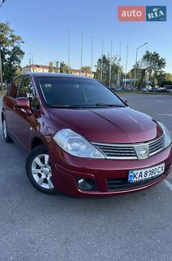 Хэтчбек Nissan TIIDA 2007 в Киеве