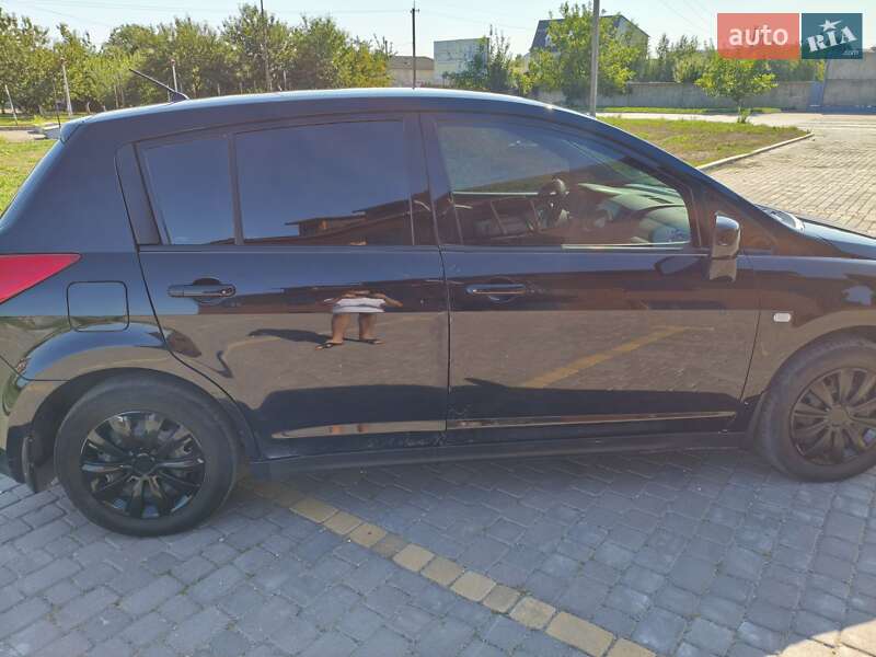 Хетчбек Nissan TIIDA 2008 в Хмельницькому фото 6 Хетчбек Nissan TIIDA 2008 в Хмельницькому