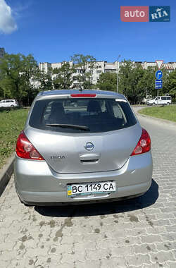 Хетчбек Nissan TIIDA 2008 в Львові