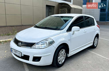 Хэтчбек Nissan TIIDA 2012 в Полтаве
