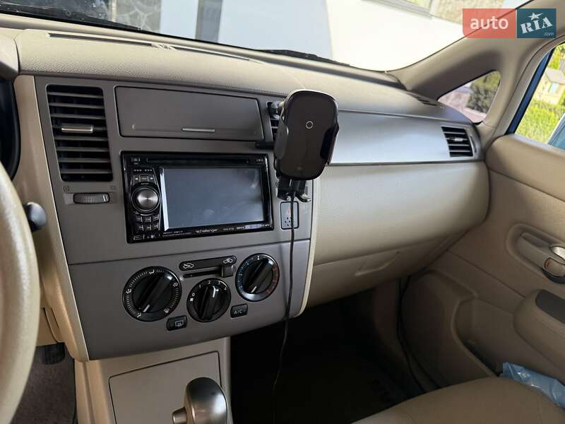 Хетчбек Nissan TIIDA 2007 в Києві фото 9 Хетчбек Nissan TIIDA 2007 в Києві