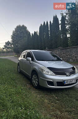 Хэтчбек Nissan TIIDA 2008 в Виннице