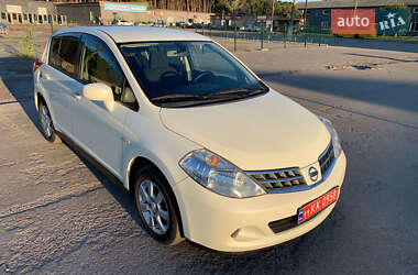 Хетчбек Nissan TIIDA 2012 в Києві