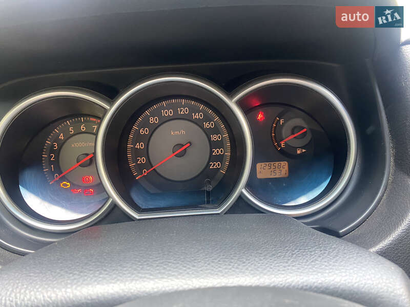 Хэтчбек Nissan TIIDA 2008 в Самборе