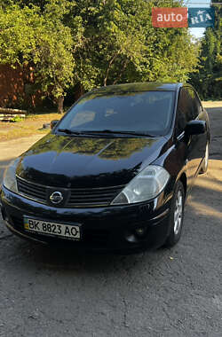 Седан Nissan TIIDA 2008 в Рівному