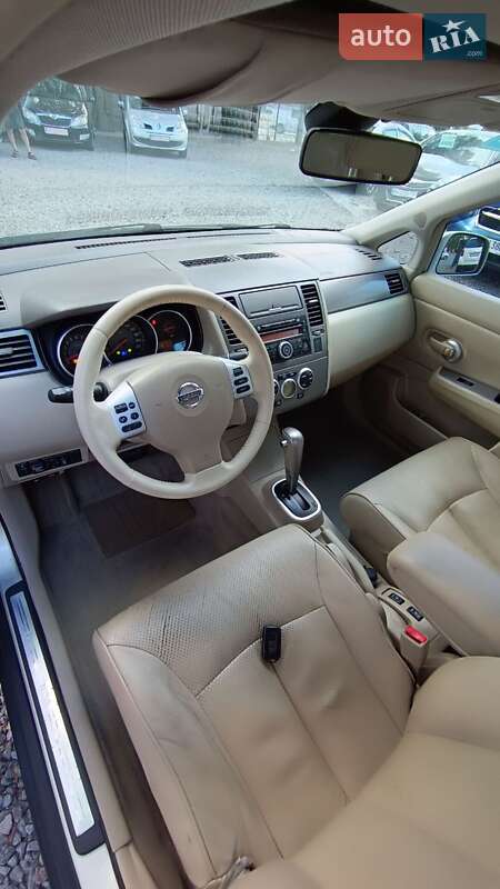 Седан Nissan TIIDA 2008 в Одессе