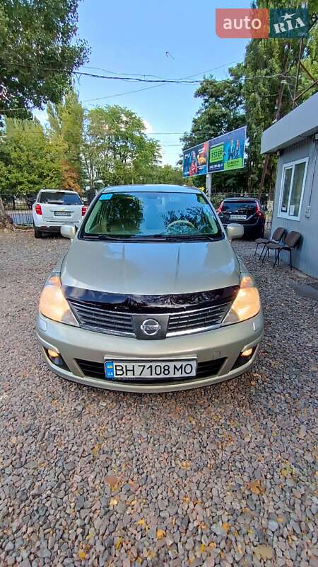 Седан Nissan TIIDA 2008 в Одессе