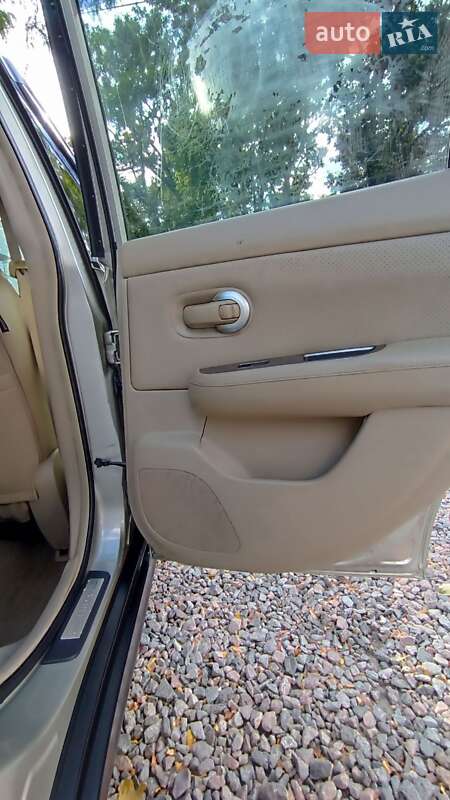 Седан Nissan TIIDA 2008 в Одессе