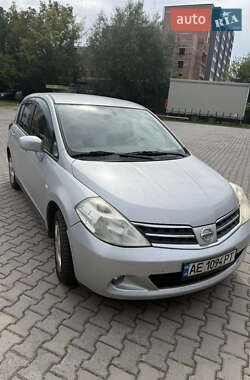 Хэтчбек Nissan TIIDA 2012 в Хмельницком
