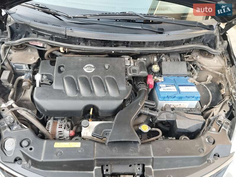 Седан Nissan TIIDA 2010 в Ковелі
