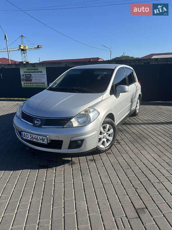 Хэтчбек Nissan TIIDA 2007 в Мукачево фото 2 Хэтчбек Nissan TIIDA 2007 в Мукачево
