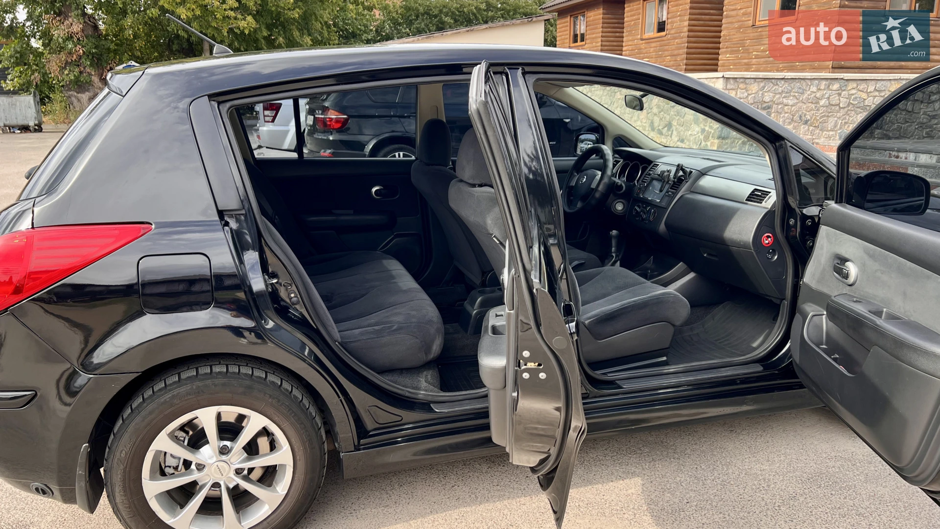 2013 Nissan Tiida - мініатюра 4