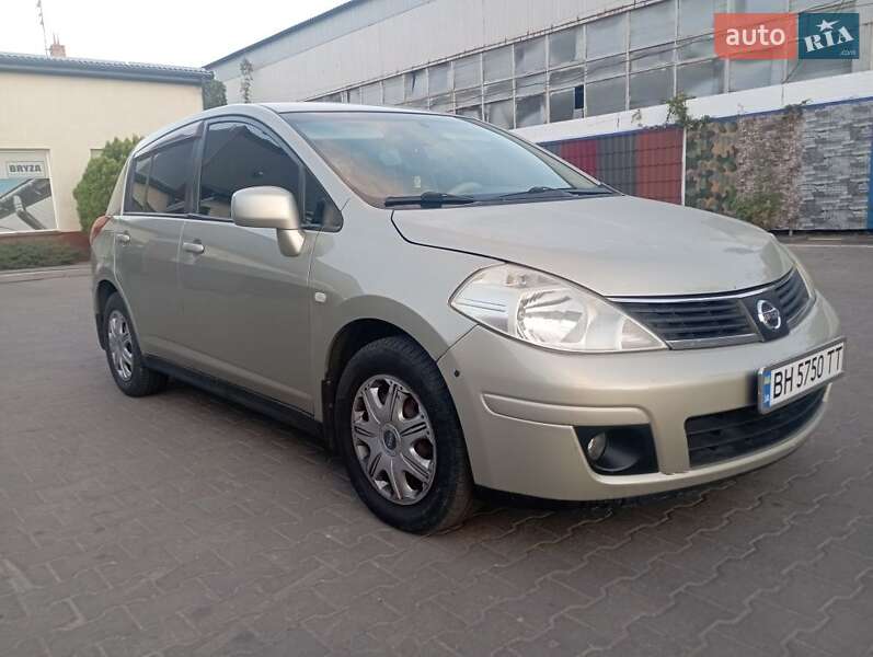 Хэтчбек Nissan TIIDA 2007 в Одессе фото 12 Хэтчбек Nissan TIIDA 2007 в Одессе