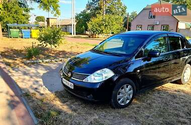 Седан Nissan TIIDA 2007 в Измаиле